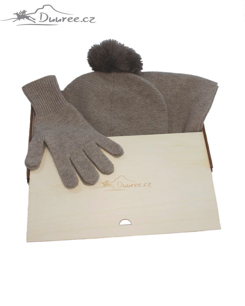 Geschenkset aus Mütze, Handschuhen und Schal aus 100 % Kaschmir