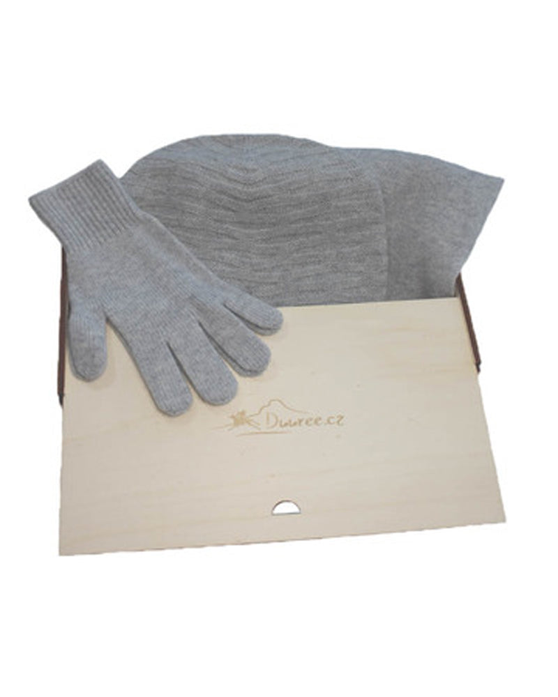 Geschenkset „Rose“: Mütze, Handschuhe und Schal aus 100 % Kaschmir