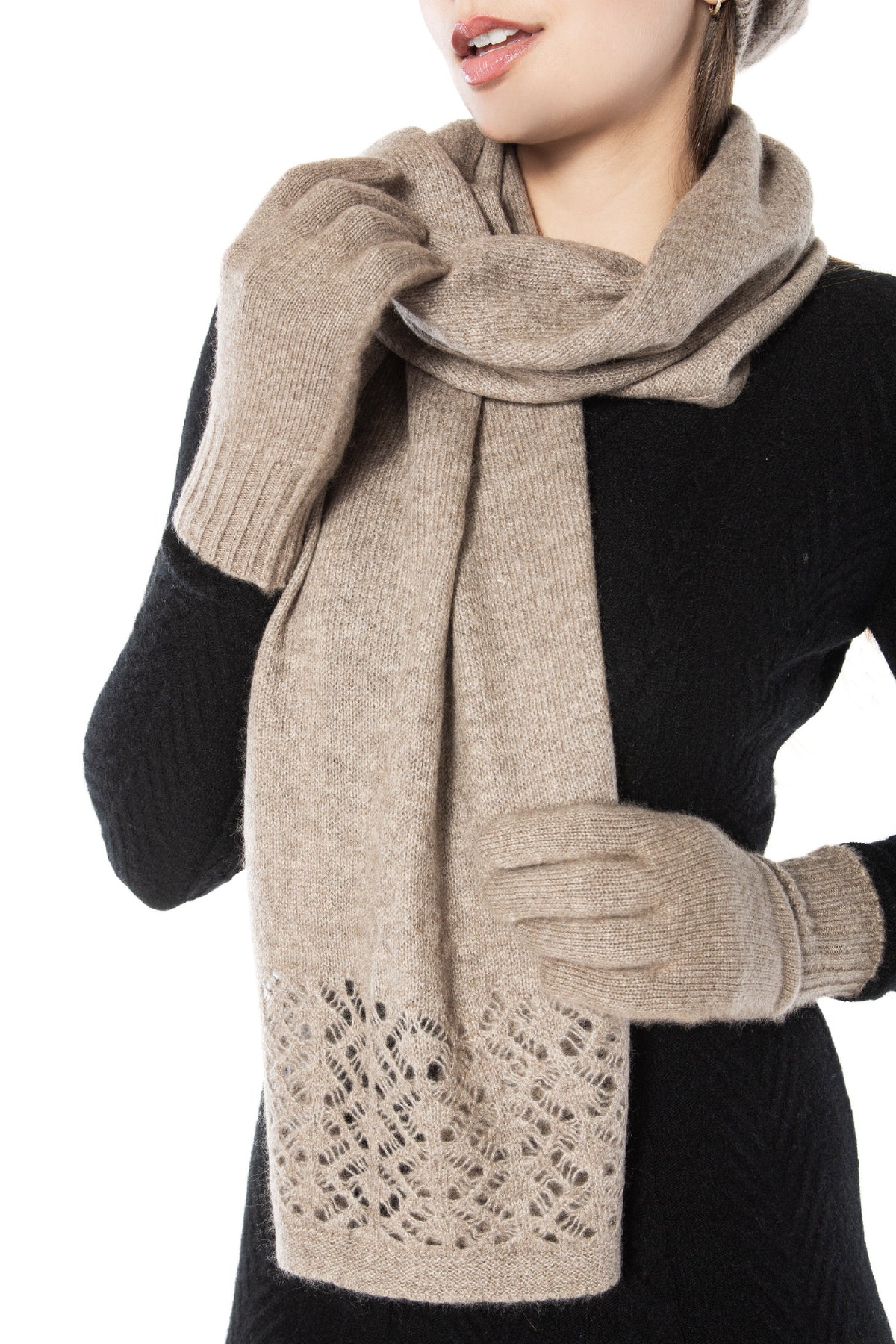 Geschenkset aus Mütze und Handschuhen aus 100 % Kaschmir