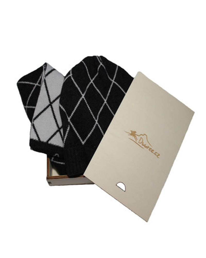 Geschenkset Gil mit Mütze und Schal aus 100 % Kaschmir
